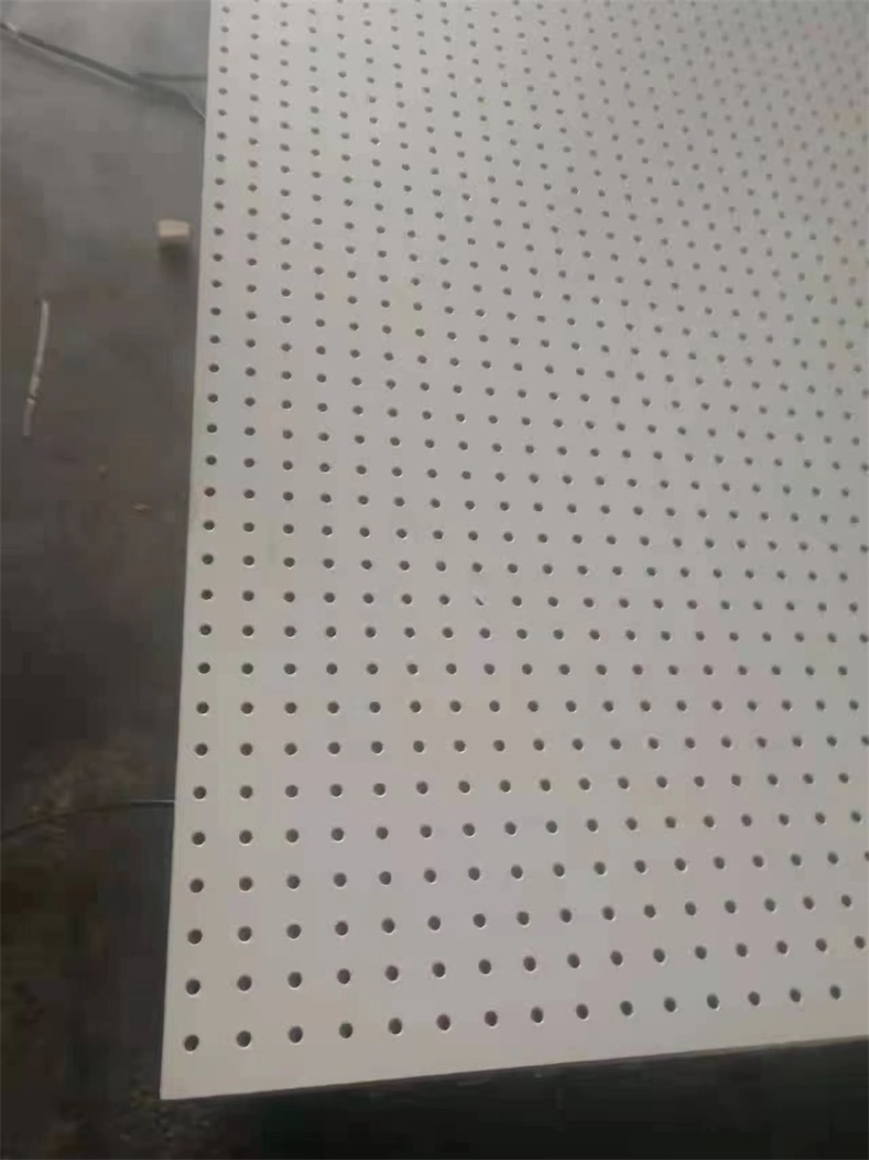 打孔密度板